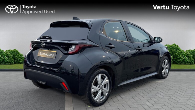 Toyota Yaris 1.5 Hybrid Icon 5dr CVT Hybrid Hatchback